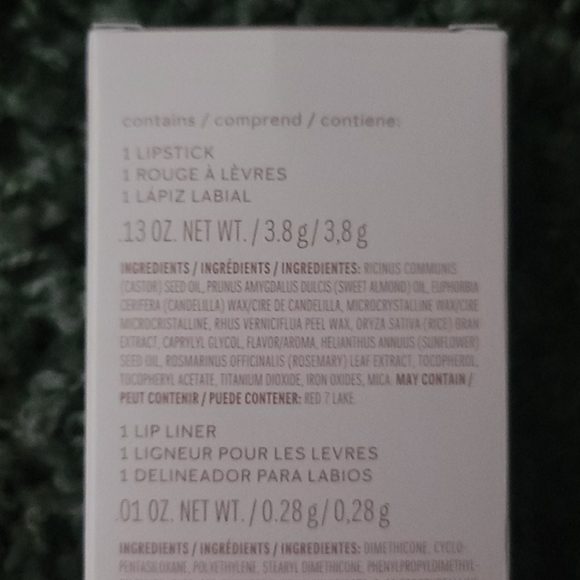 👄NIB Mary Kay Lip Kit:Nude👄 - Picture 2 of 3